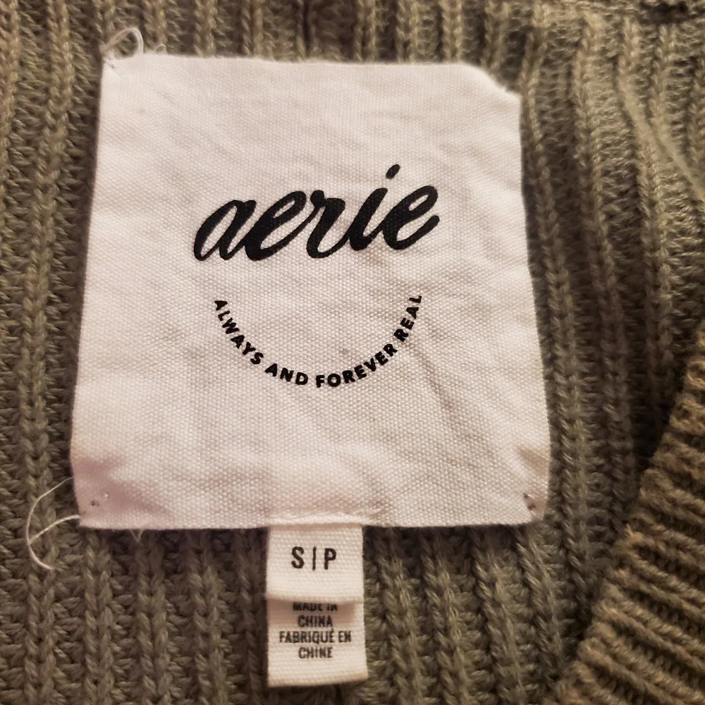 Aerie Sweater Cropped Oversize Sz S Green Stripe Round Neck Long Slv Casual‎